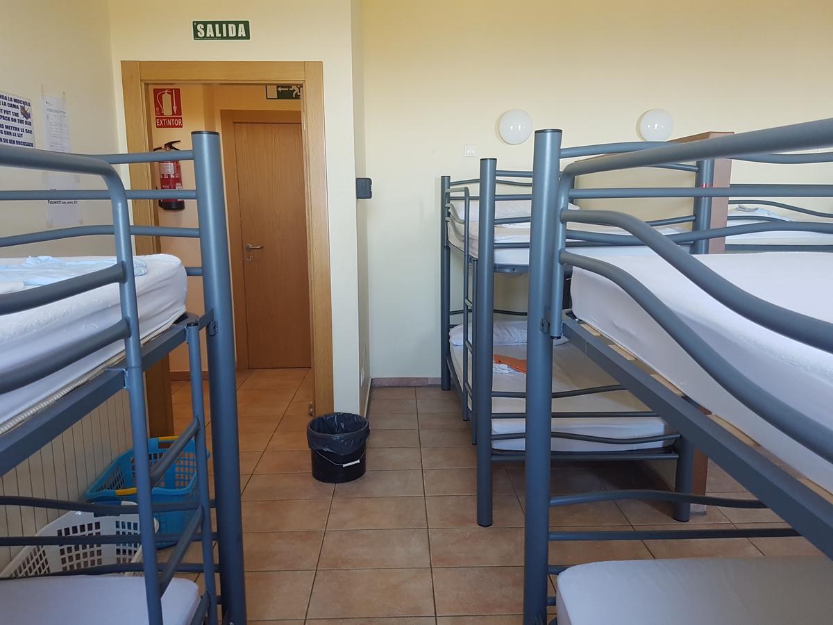 Albergue De Peregrino Cruz De Fierro Foncebadon Zewnętrze zdjęcie